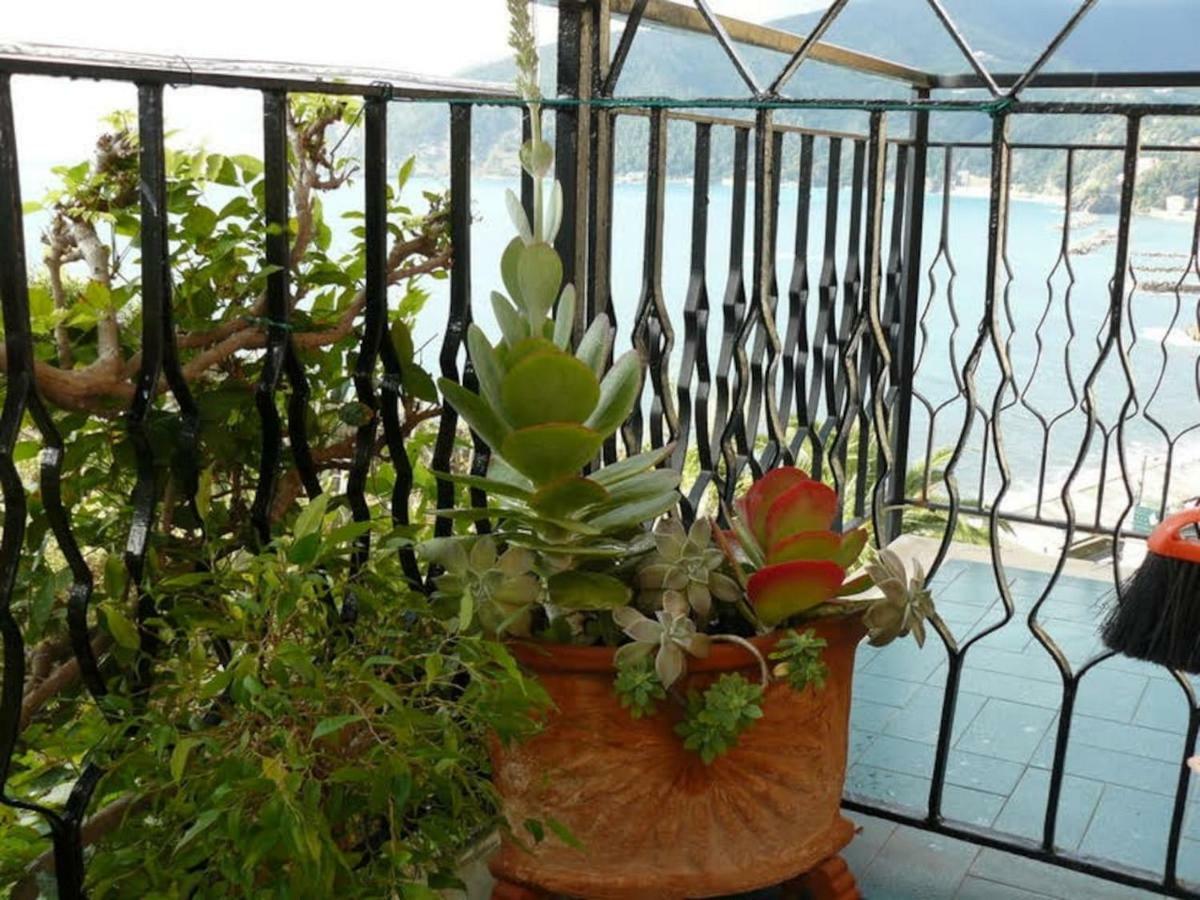Un Gioiello Con Vista Mare Villa Moneglia Exterior photo